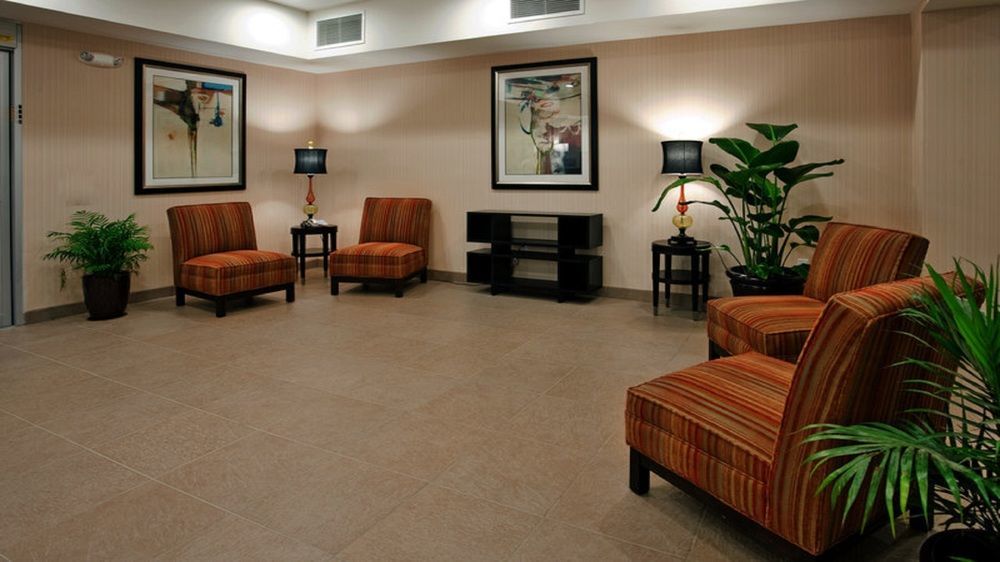 Holiday Inn Express & Suites North Topeka Luaran gambar