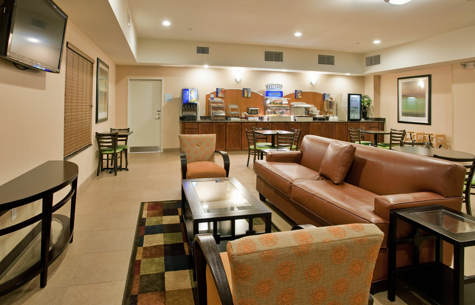 Holiday Inn Express & Suites North Topeka Luaran gambar